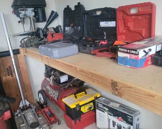 The garage has a nice assortment of tools!