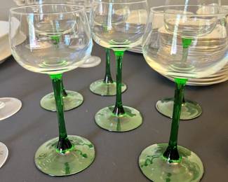 Wonderful glasses for your bar.