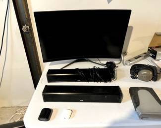 MIS Curved Gaming Monitor