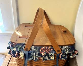 So Many Wicker Baskets