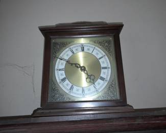Mantle Clock