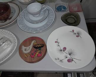 Assorted Kitchen Contents (Glassware, China, Pots & Pans, Dishware, Etc.)