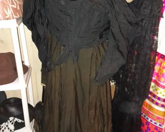 GENUINE ANTIQUE MOURNING DRESS FROM 1852 (PRE-CIVIL WAR) W/ SKIRT, SHIRT, UNDERSHIRT, LACE GLOVES, PARASOL, FUR SHOES!