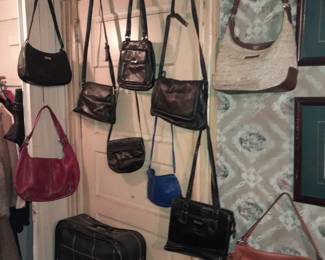 Vintage Handbags & Pocketbooks