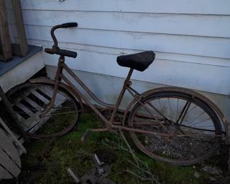 Outdoor Bike Yard Decor