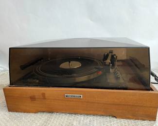 Realistic Elac Miracord 46 Turntable Made in W. Germany