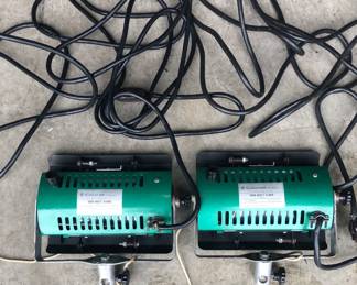 Pair of Calumet 1000 Watt Halogen Flood Lights