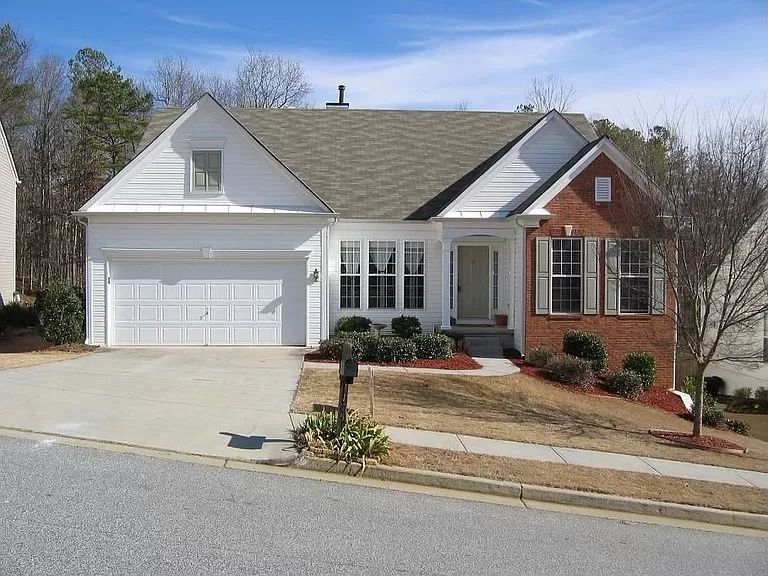 50 Sunday Wonderful Woodstock estate sale starts on 6/1/2024