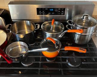 Pots and Pans with Lids 
-All Clad
-Rachel Ray 