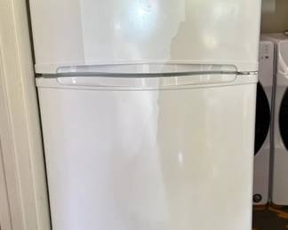 HAIER REFRIGERATOR