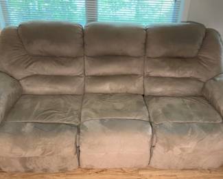 Reclining couch 