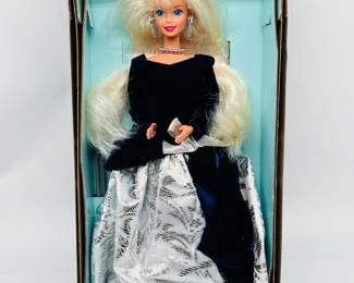 First in Series! 1995 Winter Velvet Barbie Doll in Original Box