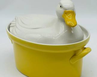 Vintage Carbone Hall Duck Canard Covered Casserole Dish