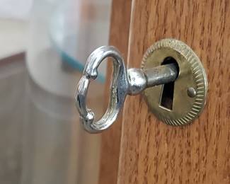 Key to open door