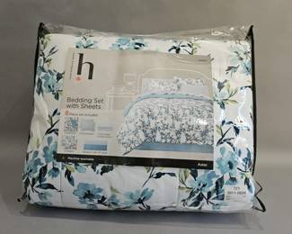 Lot 357 | New Home Expressions Queen Bedding Set