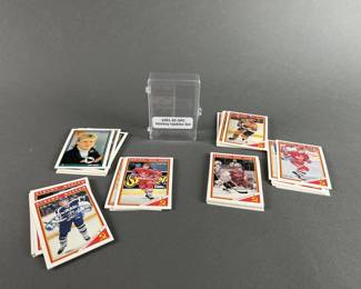 Lot 235 | 91-92 OPC Hockey Card Set