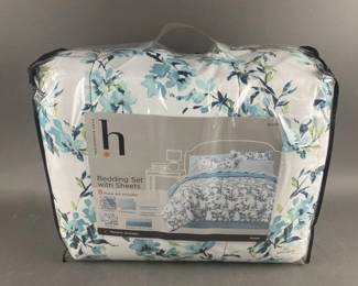 Lot 304 | New Home Expressions Bedding Set With Sheets
