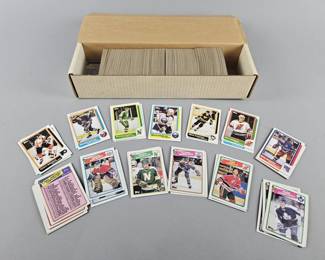 Lot 219 | Miscellaneous '86-'89 Topps Hockey Cards