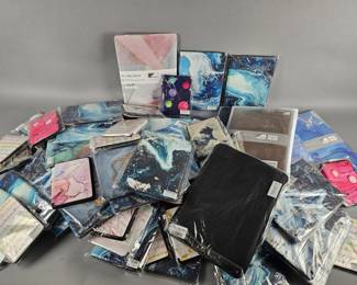 Lot 391 | New MAC Book & Kindle Covers/Cases