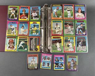 Lot 199 | 1975 Topps Baseball Card Set~ signed Yout ~