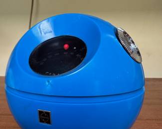 Panasonic Blue “Panapet “ Radio -  R-70S 