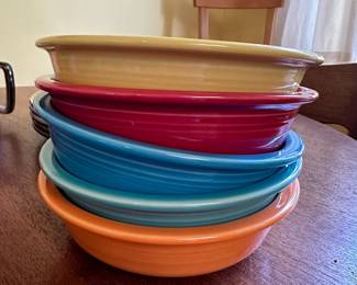 Set of 5 Multicolored Fiesta Ware Medium Bowls