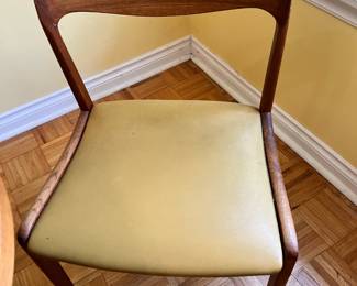 F.M. Furniture Company MCM Dining Chairs with Green & Yellow Leather Seats