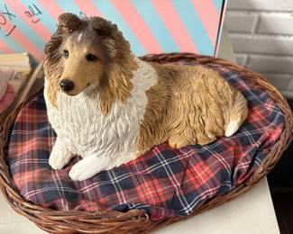 Doggie Figurine & Bed