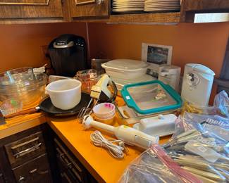Small Kitchen Appliances, Kitchenware