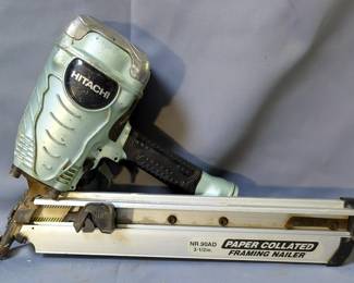 Hitachi Pneumatic 3 1/2" Strip Nailer, Model NR 90AD