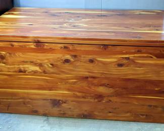 Rolling Cedar Chest With Hinged Lid And Removable Tray, 23" x 46.5" x 22.5"