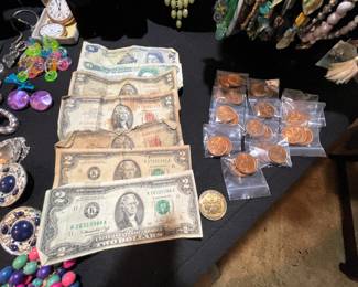 2 DOLLAR BILLS AND COINS