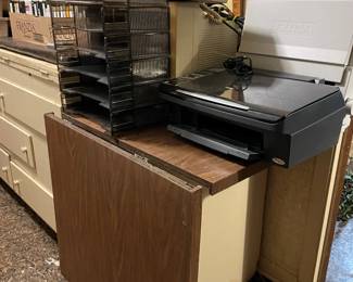 SEWING TABLE AND ELECTRONICS