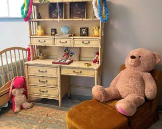 DESK WITH BOOK SHELF TOP