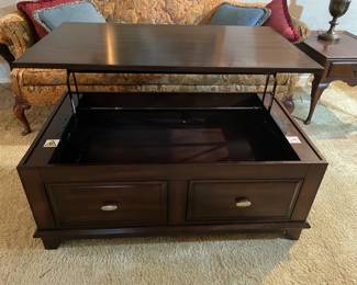 CONTEMPARY NEW COFFEE TABLE