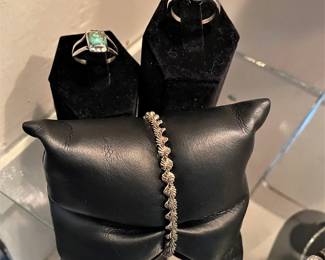 STERLING SILVER TWISTED BRACELET AND 2 RINGS