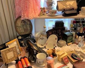 BELTS,CUP AND SAUCERS