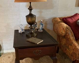 QUEEN ANNE END TABLE 1 OF 2