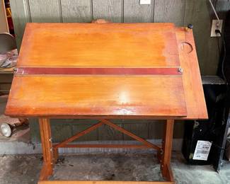DRAFTING TABLE
