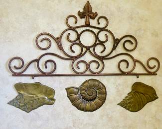 Brass Sea shells wall decor