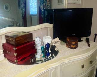 Jewelry Boxes, Mirror try, mini Perfumes, Cobalt blue glass perfume bottle 