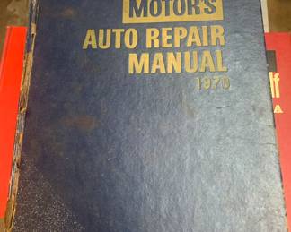 1970 Automotive Book