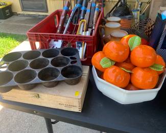 Cast Iron Muffin Pan