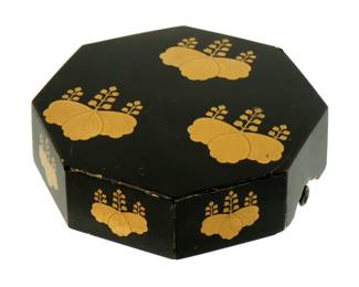 Lot 61: Japanese Black & Gold Lacquer Covered Box