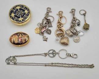 #900 • Keychains & Trinket Containers
