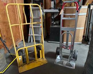 #3006 • Two Dollie’s
