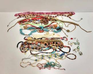 #800 • Costume Jewelry
