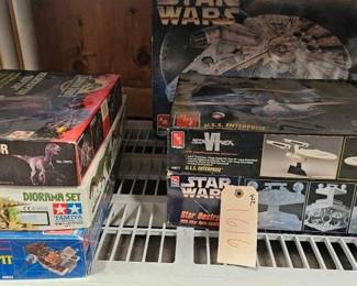 #1616 • Star Wars, Star Trek, Jurassic Park, T-Rex and F16 Cockpick Models
