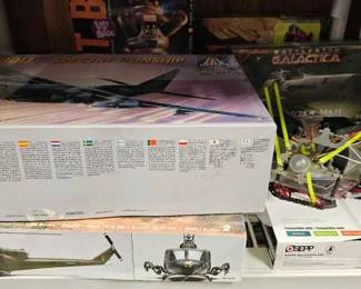 #1626 • 8 Models and Robot
