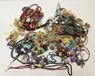 #808 • Costume Jewelry
